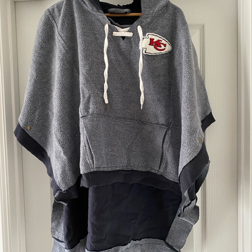 Little Earth Productions Gray Kansas City Chiefs Poncho Hoodie